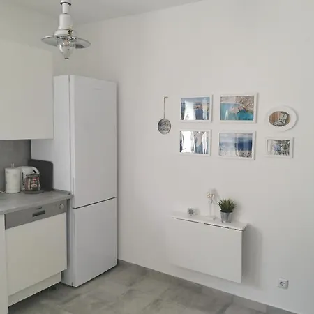 Denx Apartment Pag Town