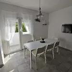Apartament Denx